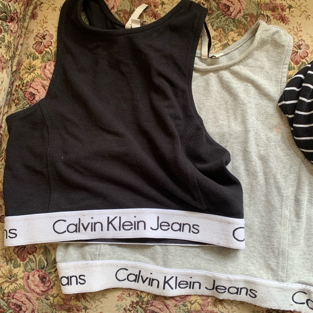 Calvin Klein Jeans Black and Gray Logo Crop Tops